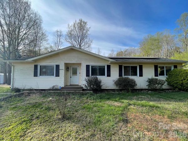 3542 Orchard Road , Iron Station, NC 28080