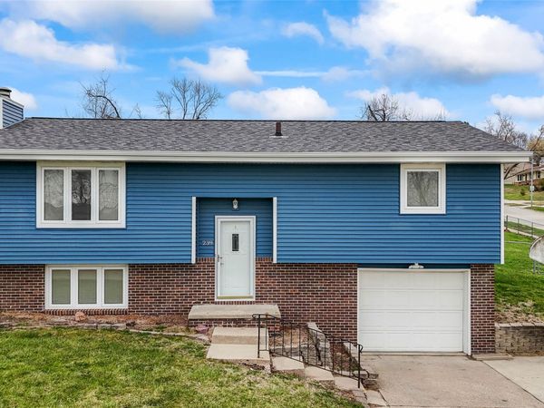 239 Birch Boulevard, Pleasant Hill, IA 50327