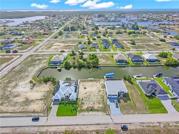 2800 Old Burnt Store RD N, CAPE CORAL, FL 33993