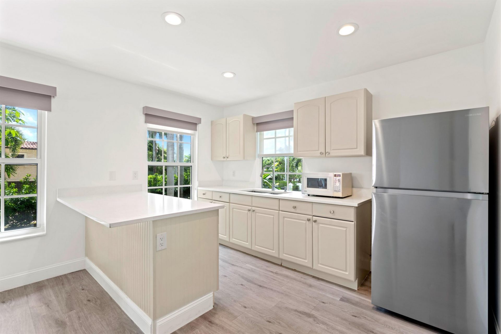 3304 N Flagler Drive, West Palm Beach, FL 33407 Photo