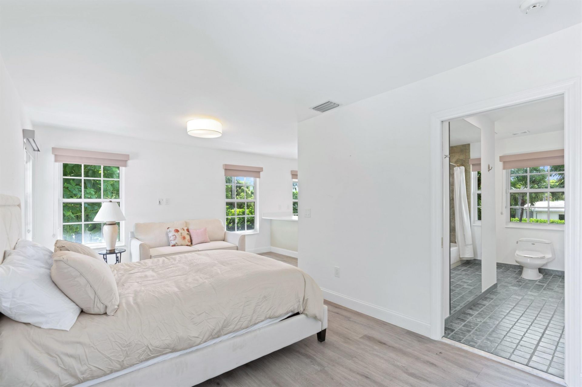 3304 N Flagler Drive, West Palm Beach, FL 33407 Photo