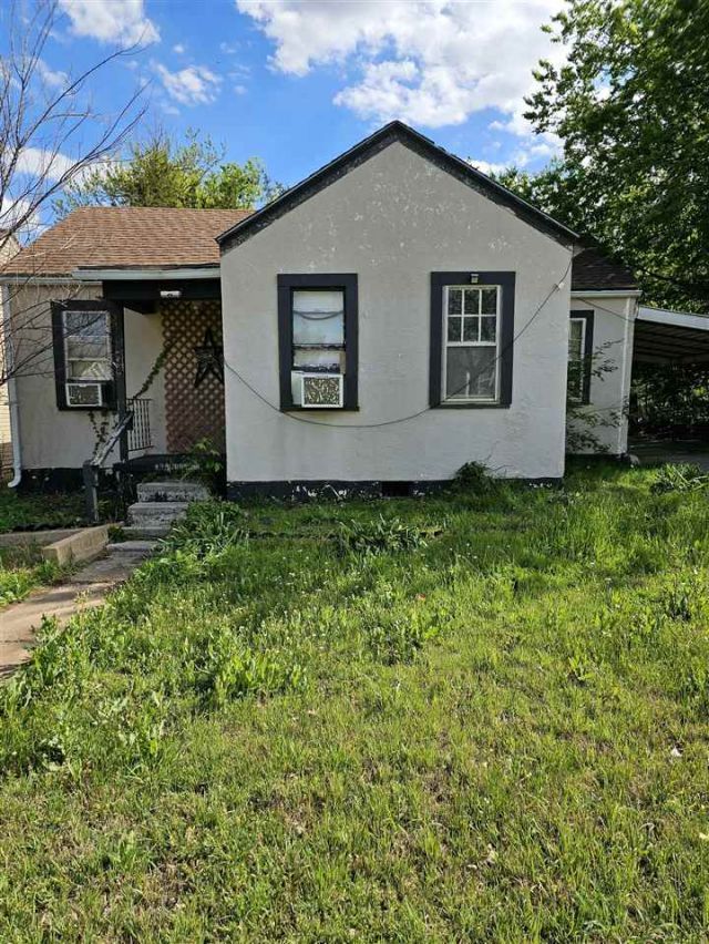 1510 SW B Ave, Lawton, OK 73501 Main Photo