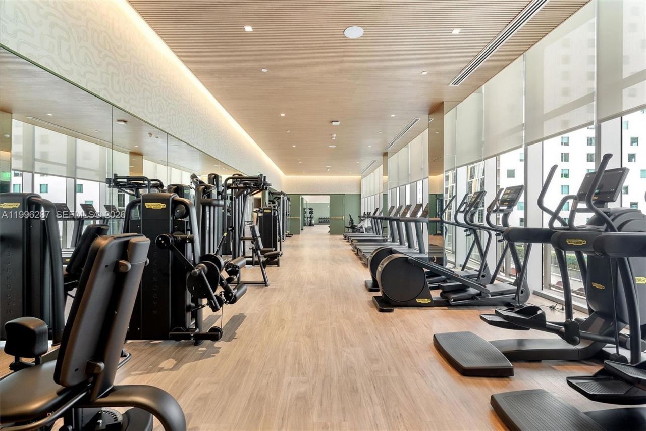 77 SE 5th Street, Unit 3004, Miami, FL 33131 Photo