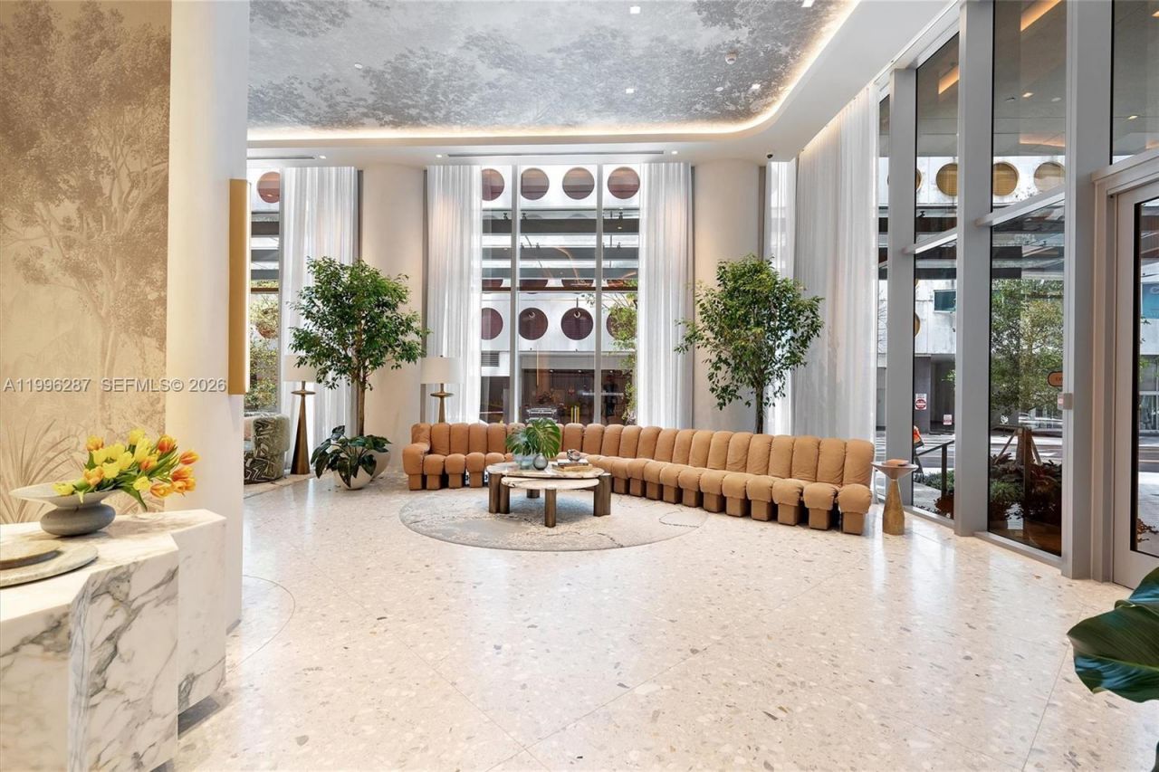 77 SE 5th Street, Unit 3004, Miami, FL 33131 Photo