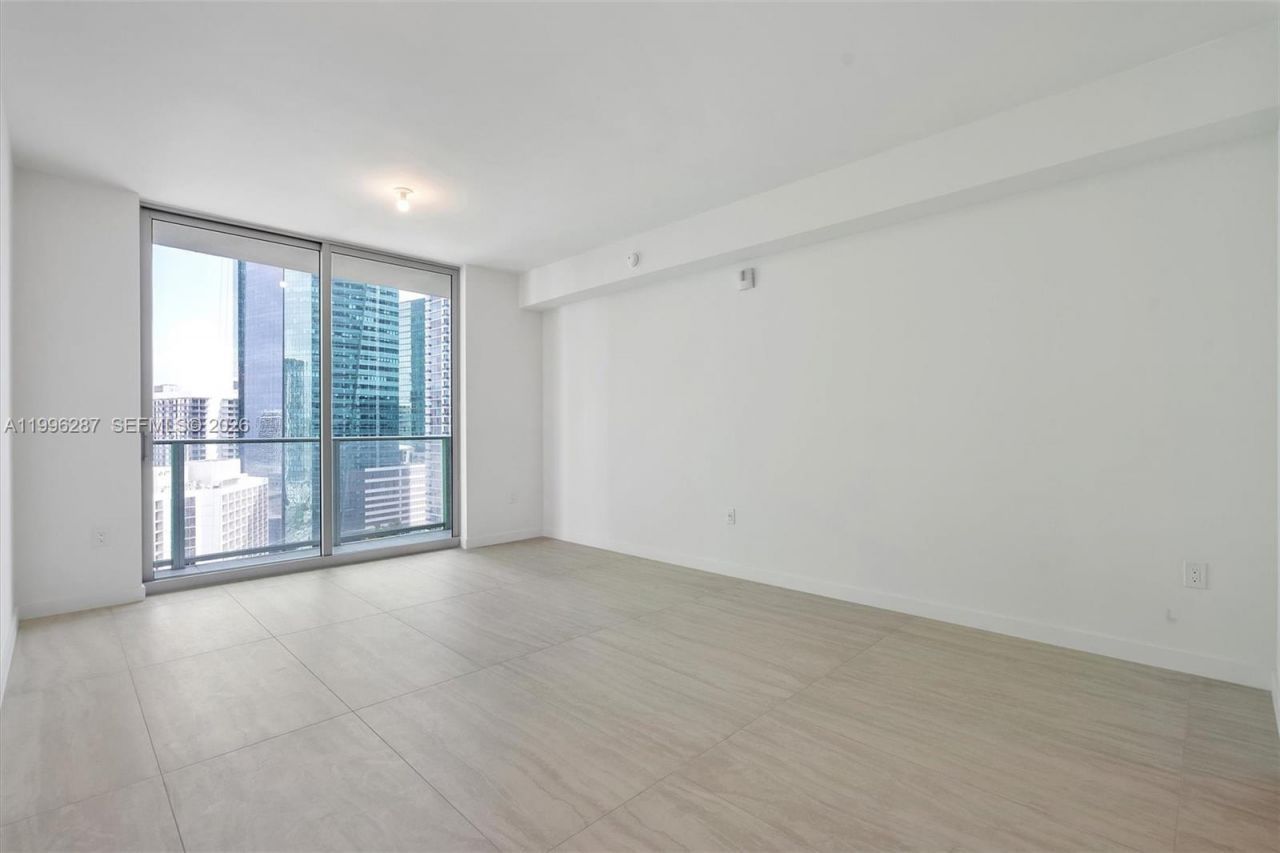 77 SE 5th Street, Unit 3004, Miami, FL 33131 Photo