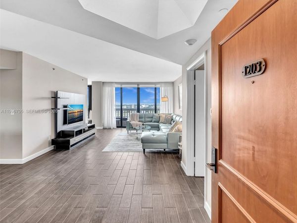 2000 Island Blvd, Unit 1203, Aventura, FL 33160