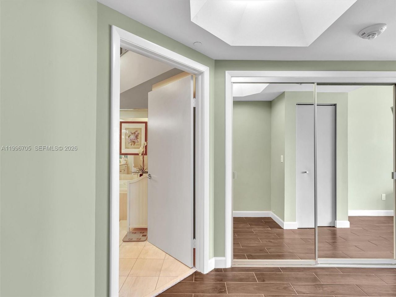 2000 Island Blvd, Unit 1203, Aventura, FL 33160 Photo