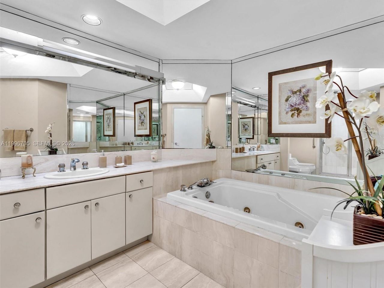 2000 Island Blvd, Unit 1203, Aventura, FL 33160 Photo