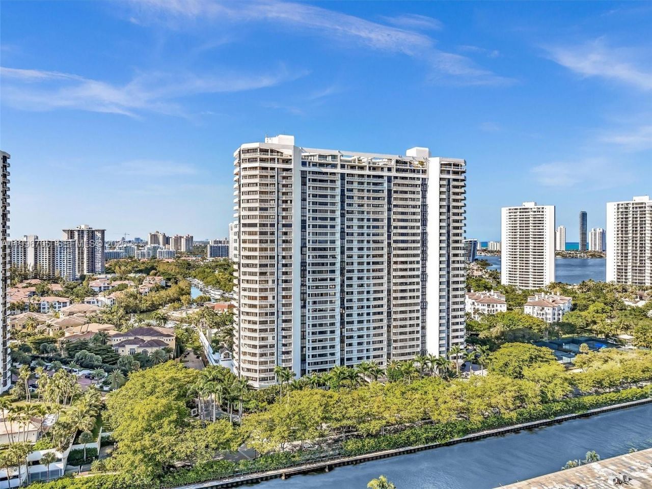 2000 Island Blvd, Unit 1203, Aventura, FL 33160 Photo