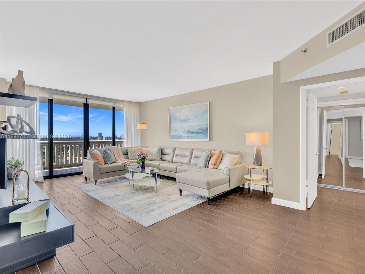 2000 Island Blvd, Unit 1203, Aventura, FL 33160 Photo