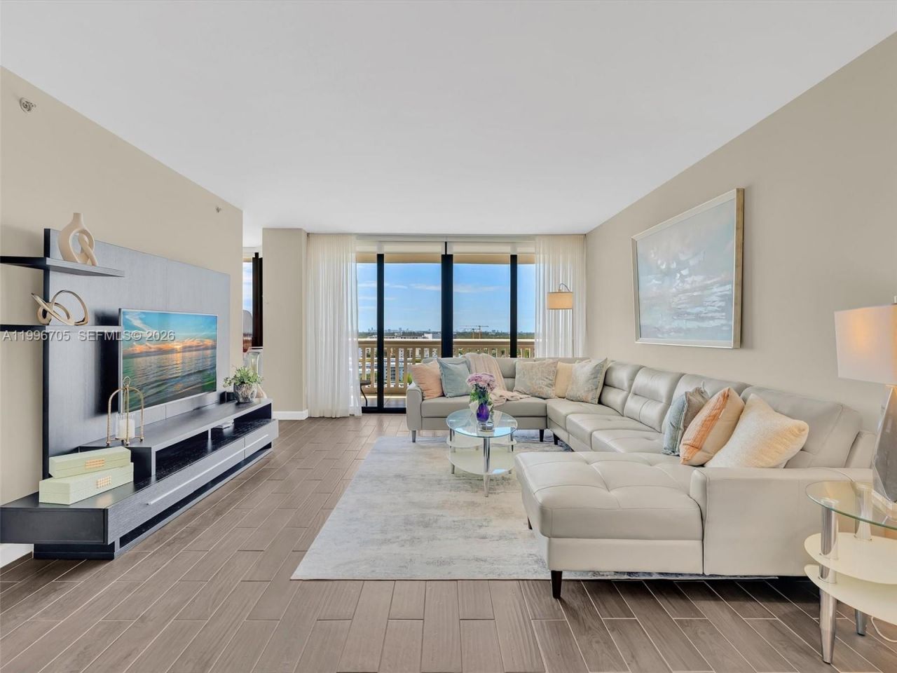 2000 Island Blvd, Unit 1203, Aventura, FL 33160 Photo