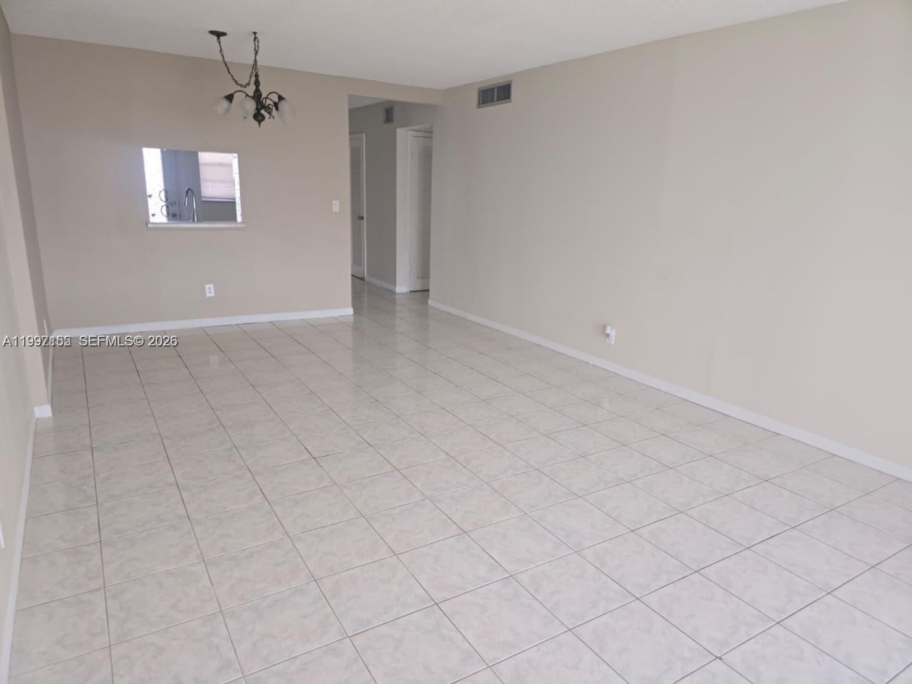 320 NE 12th Ave, Unit 703, Hallandale Beach, FL 33009 Photo