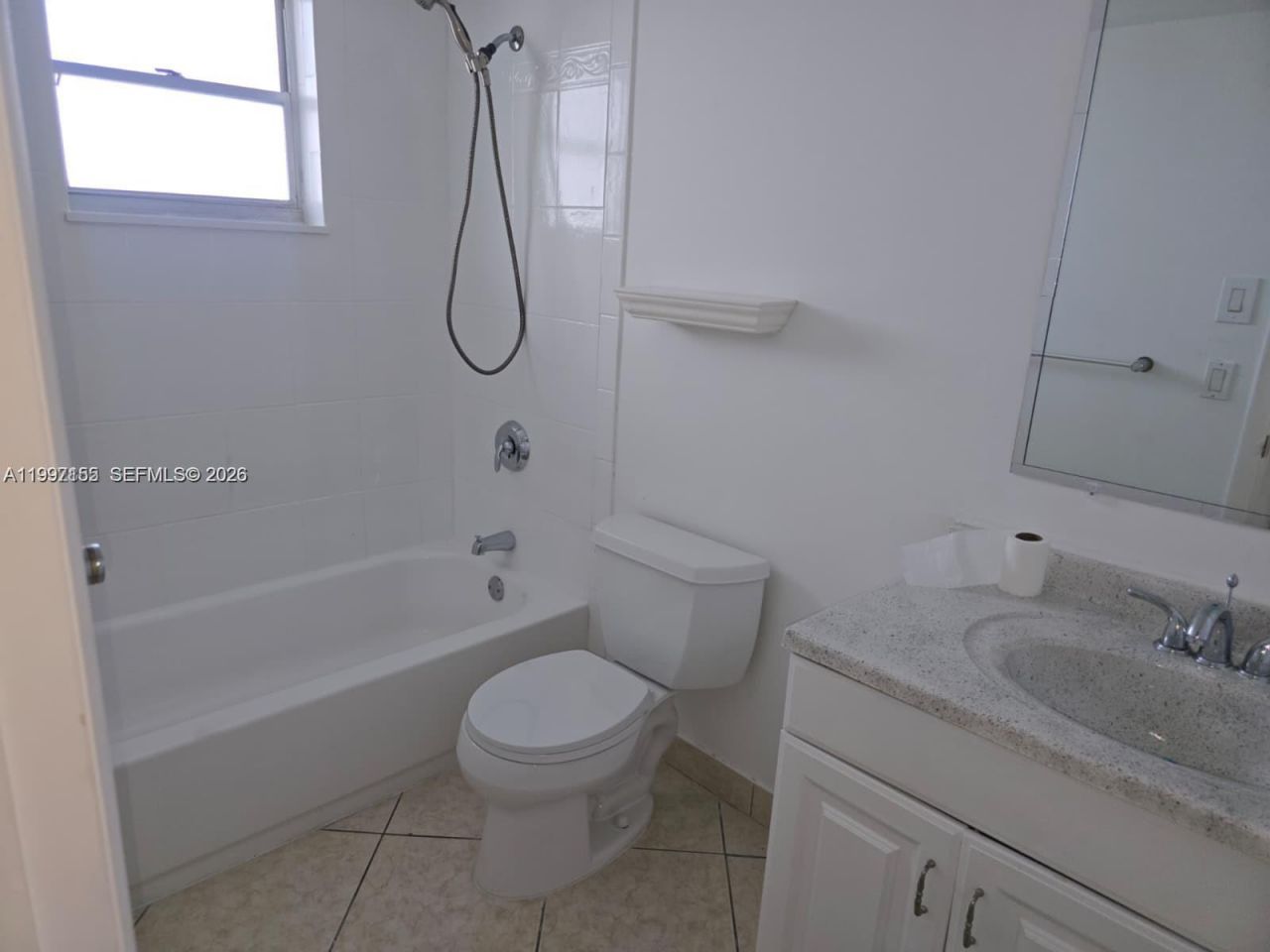 320 NE 12th Ave, Unit 703, Hallandale Beach, FL 33009 Photo