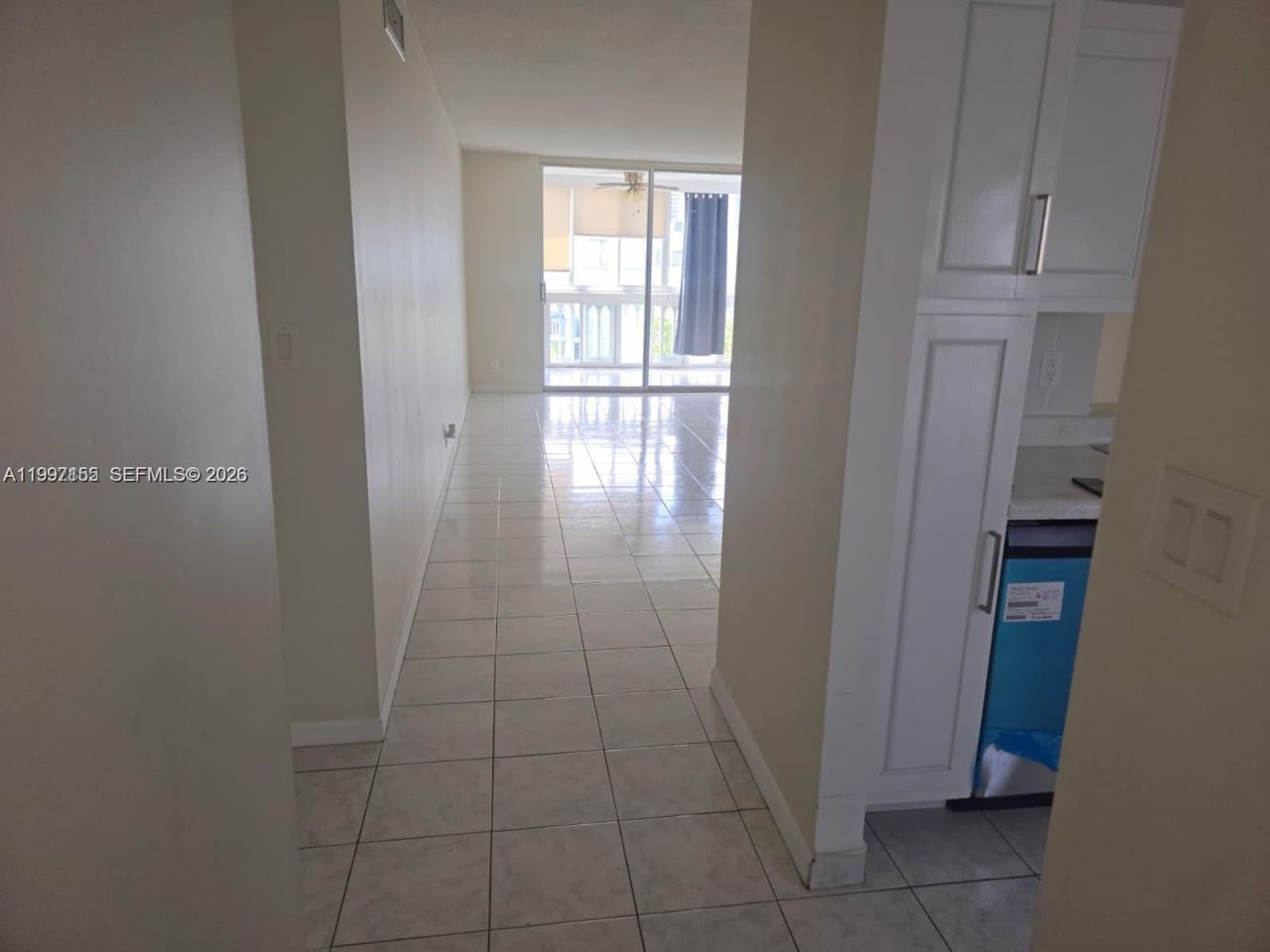 320 NE 12th Ave, Unit 703, Hallandale Beach, FL 33009 Photo