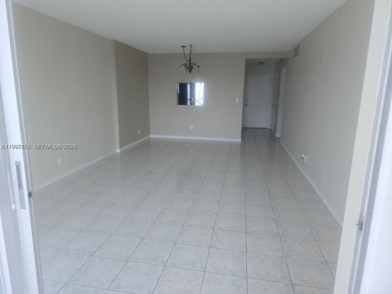 320 NE 12th Ave, Unit 703, Hallandale Beach, FL 33009 Photo