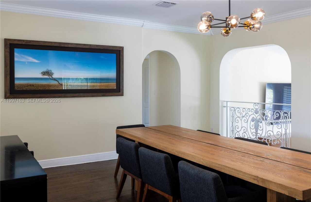 429 Deer Run, Miami Springs, FL 33166 Photo