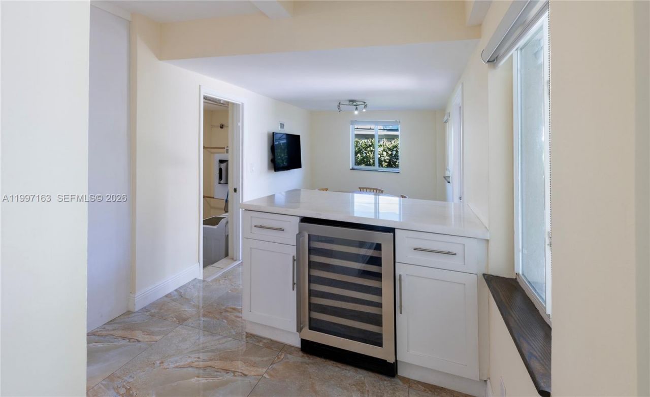 429 Deer Run, Miami Springs, FL 33166 Photo