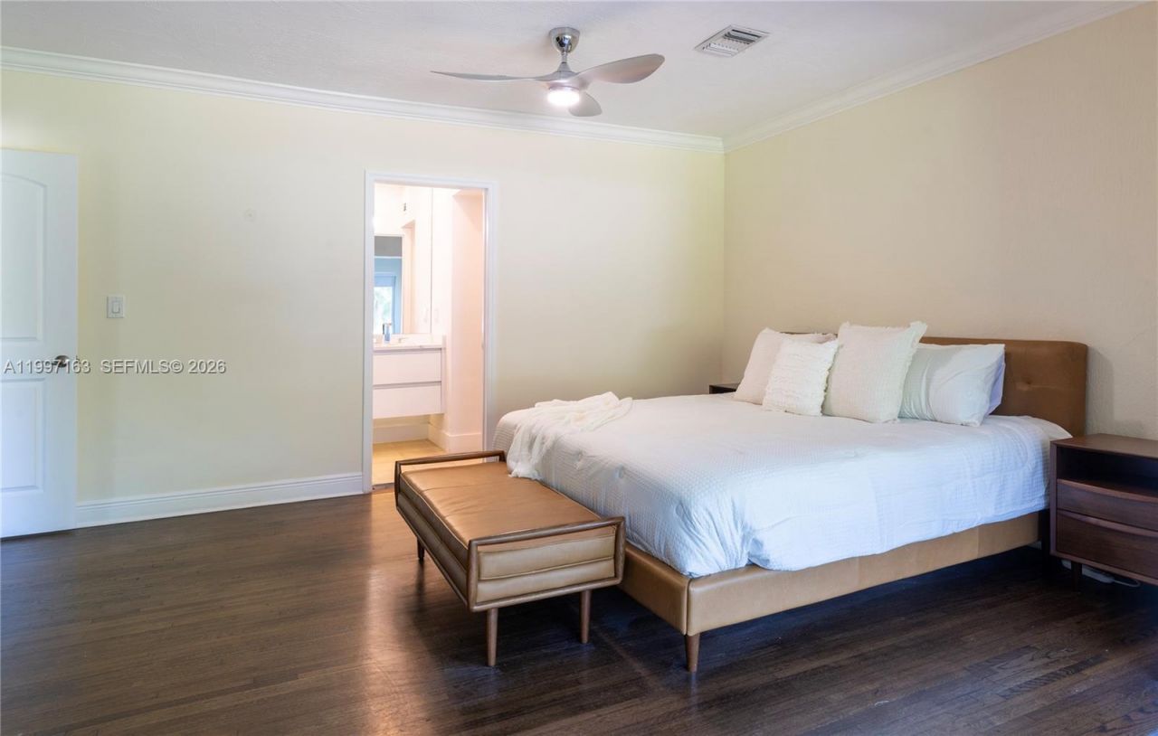 429 Deer Run, Miami Springs, FL 33166 Photo