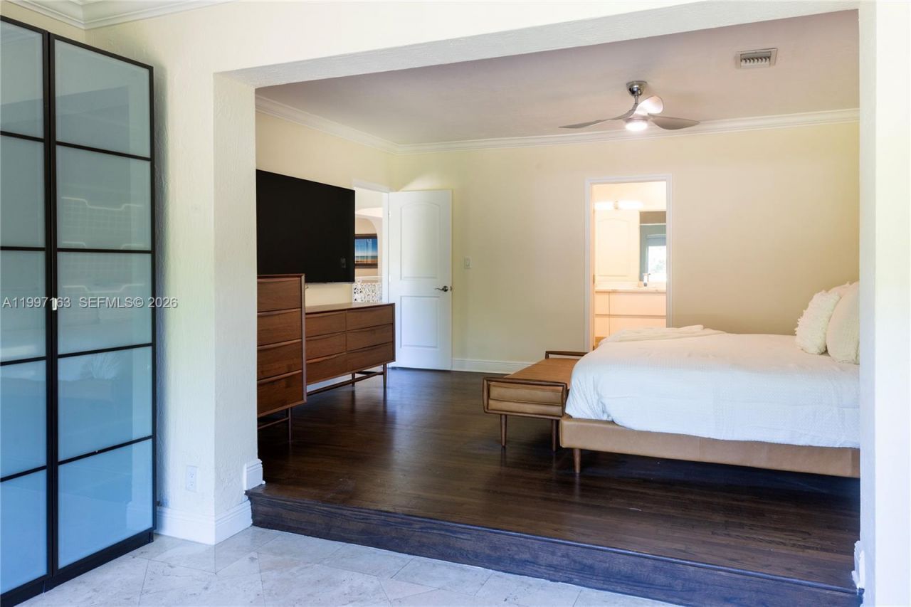 429 Deer Run, Miami Springs, FL 33166 Photo