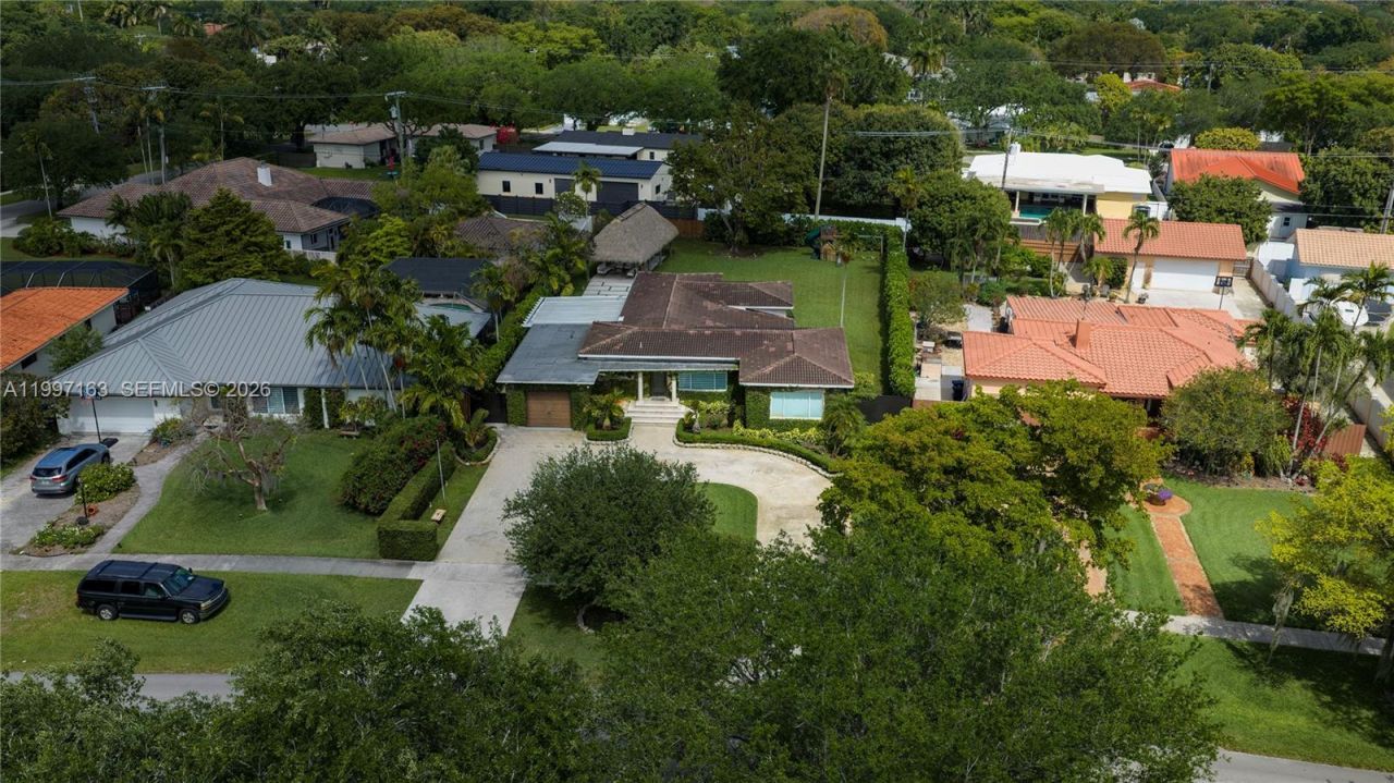 429 Deer Run, Miami Springs, FL 33166 Photo