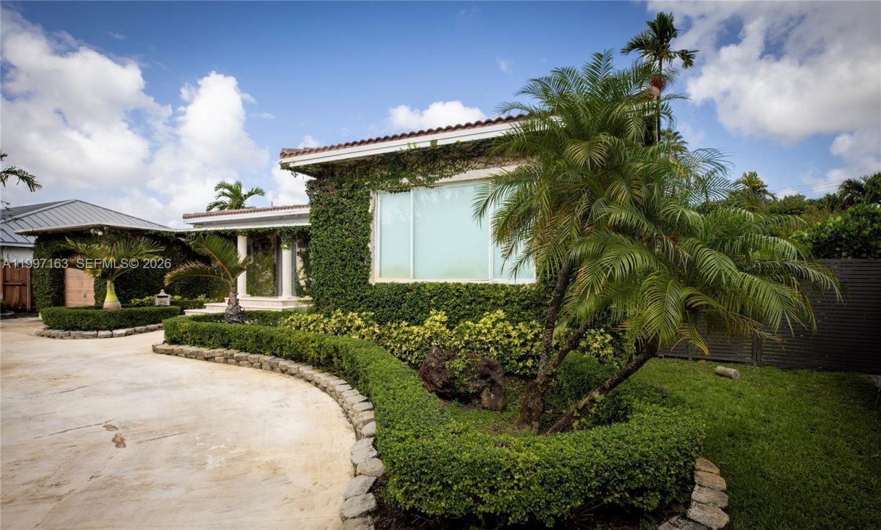 429 Deer Run, Miami Springs, FL 33166 Photo