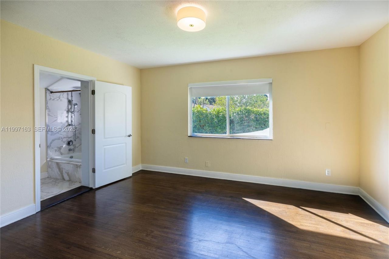 429 Deer Run, Miami Springs, FL 33166 Photo