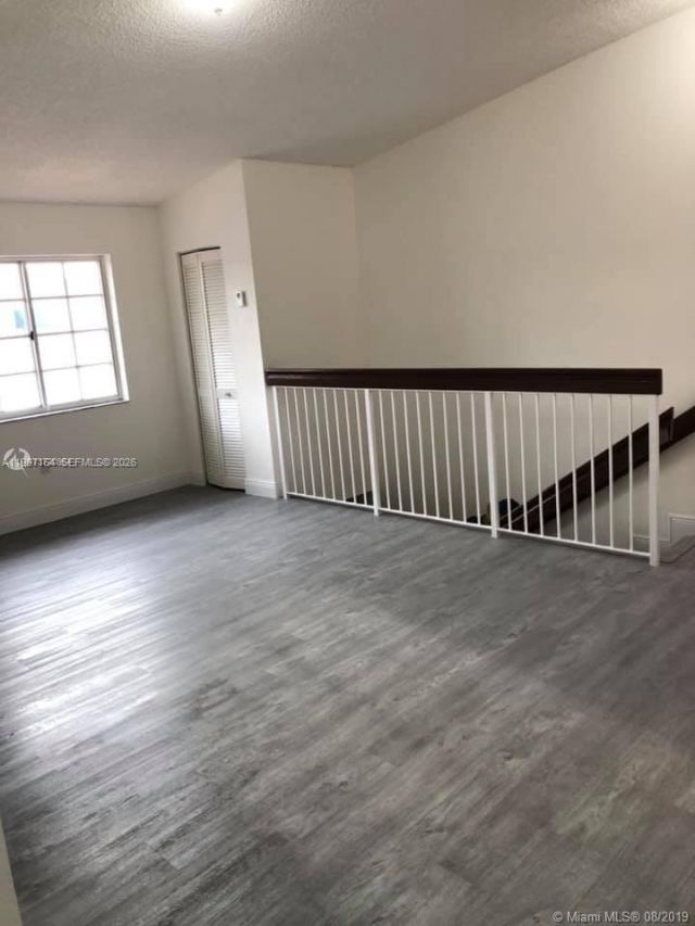 2246 W 74th St, Unit 202-10, Hialeah, FL 33016 Photo