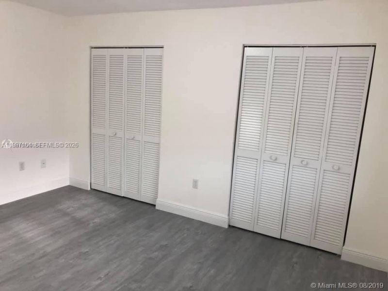 2246 W 74th St, Unit 202-10, Hialeah, FL 33016 Photo