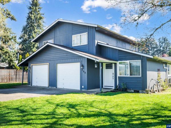 796 S R St, Cottage Grove, OR 97424