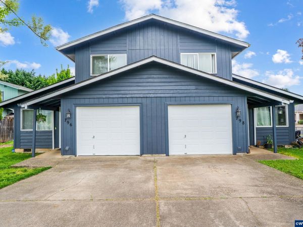 796 S R St, Cottage Grove, OR 97424