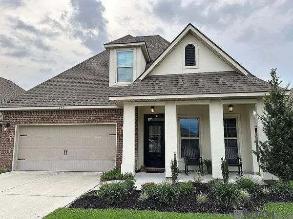 1042 Shadow Bluff Dr, Baton Rouge, LA 70820