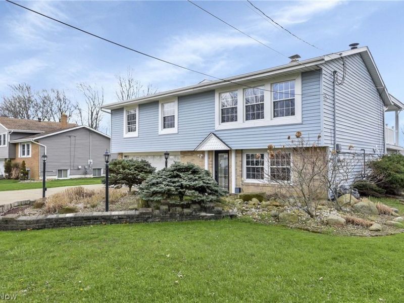 4164 Regal Avenue , Brunswick, OH 44212 Photo 2