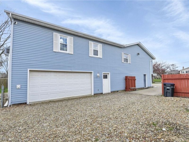 4164 Regal Avenue , Brunswick, OH 44212 Photo 4