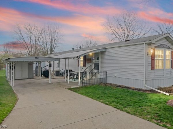 19 Brookins Drive , Olmsted Falls, OH 44138