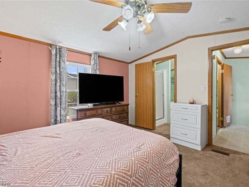 19 Brookins Drive , Olmsted Falls, OH 44138 Photo 17