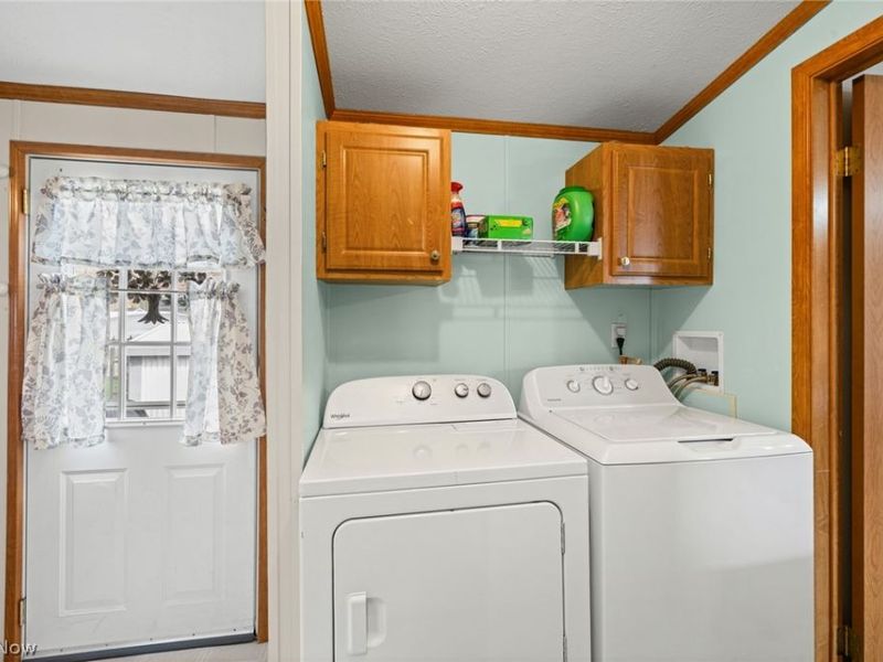 19 Brookins Drive , Olmsted Falls, OH 44138 Photo 22