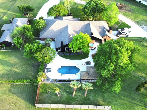 1902 Rowe LOOP, Pflugerville, TX 78660