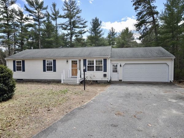 21 Myles Standish Dr, Carver, MA 02330