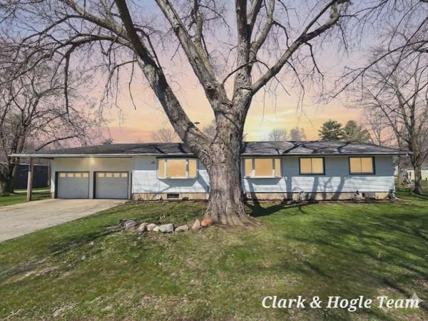 645 E Lyons Street, Lyons, MI 48851