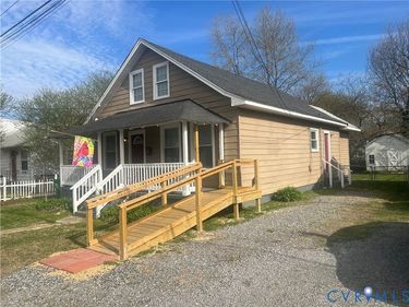5 N Oak Avenue, Highland Springs, VA 23075