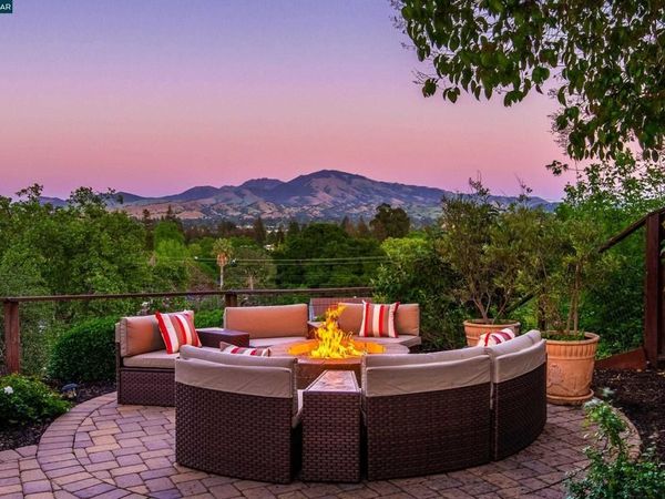 11 Dale Court, Lafayette, CA 94595