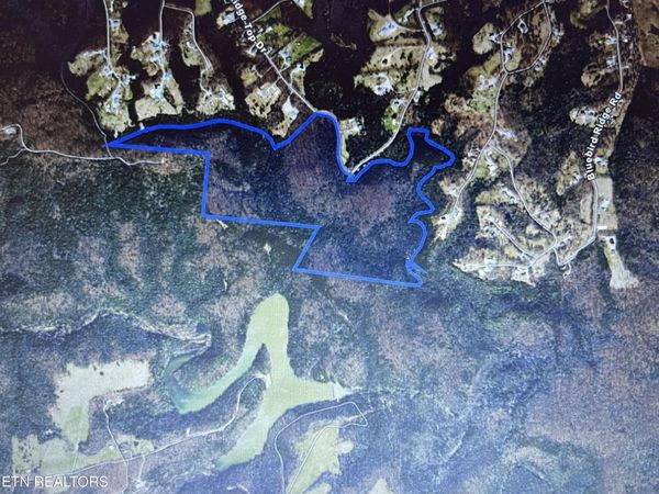 Ridge Top Drive, Jamestown, TN 38556