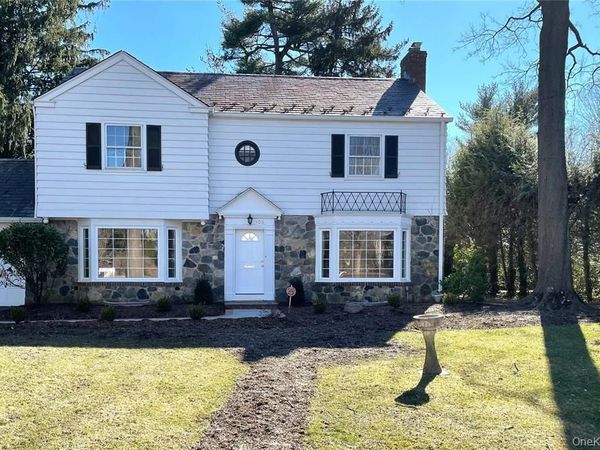 106 Trumbull Road , Manhasset, NY 11030