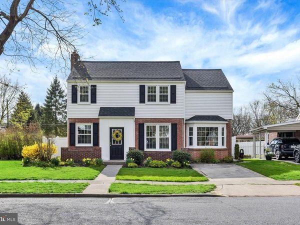 527 PARK DRIVE, LEBANON, PA 17042