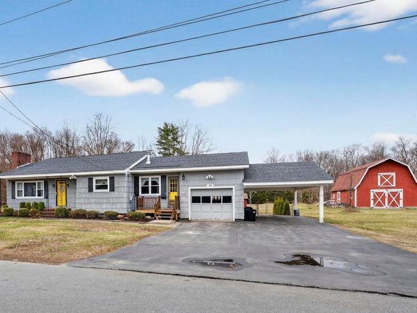 39 Rolfe Street, Concord, NH 03303