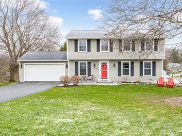 46 Aldwick Rise , Fairport, NY 14450