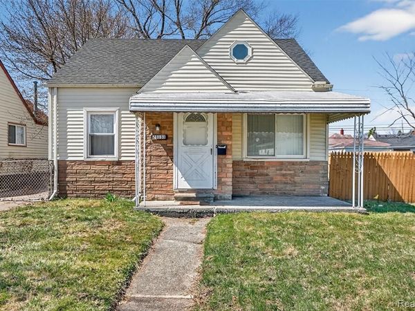 23131 Lambrecht Avenue, Eastpointe, MI 48021