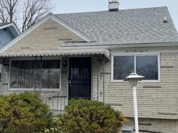 20540 Syracuse Street, Detroit, MI 48234