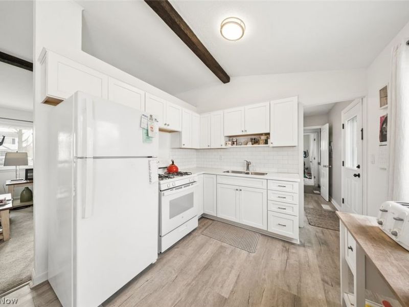 3538 Clayton Drive , North Olmsted, OH 44070 Photo 13