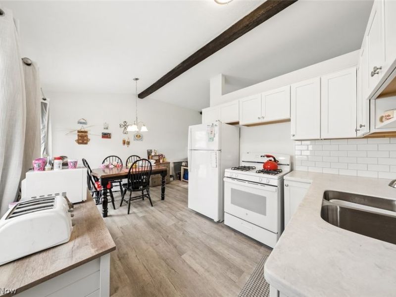 3538 Clayton Drive , North Olmsted, OH 44070 Photo 17